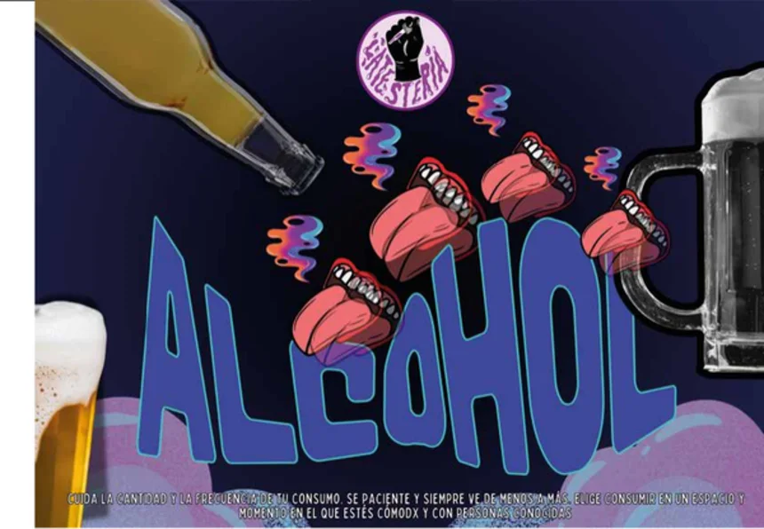 Postal de alcohol: botella sirviendo sobre un tarro.